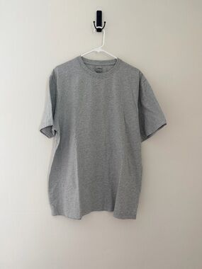 Bundle of L.L. Bean Men's Classic Crew Neck T-Shirts Men’s L, 4 shirts total